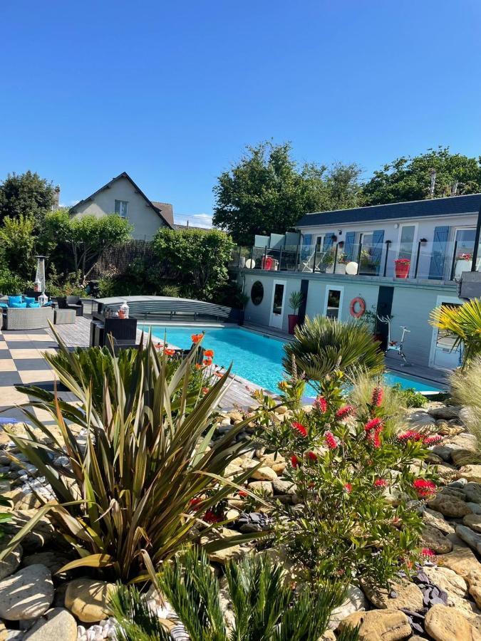 Hotel La Piscine Villers-sur-Mer Exteriér fotografie