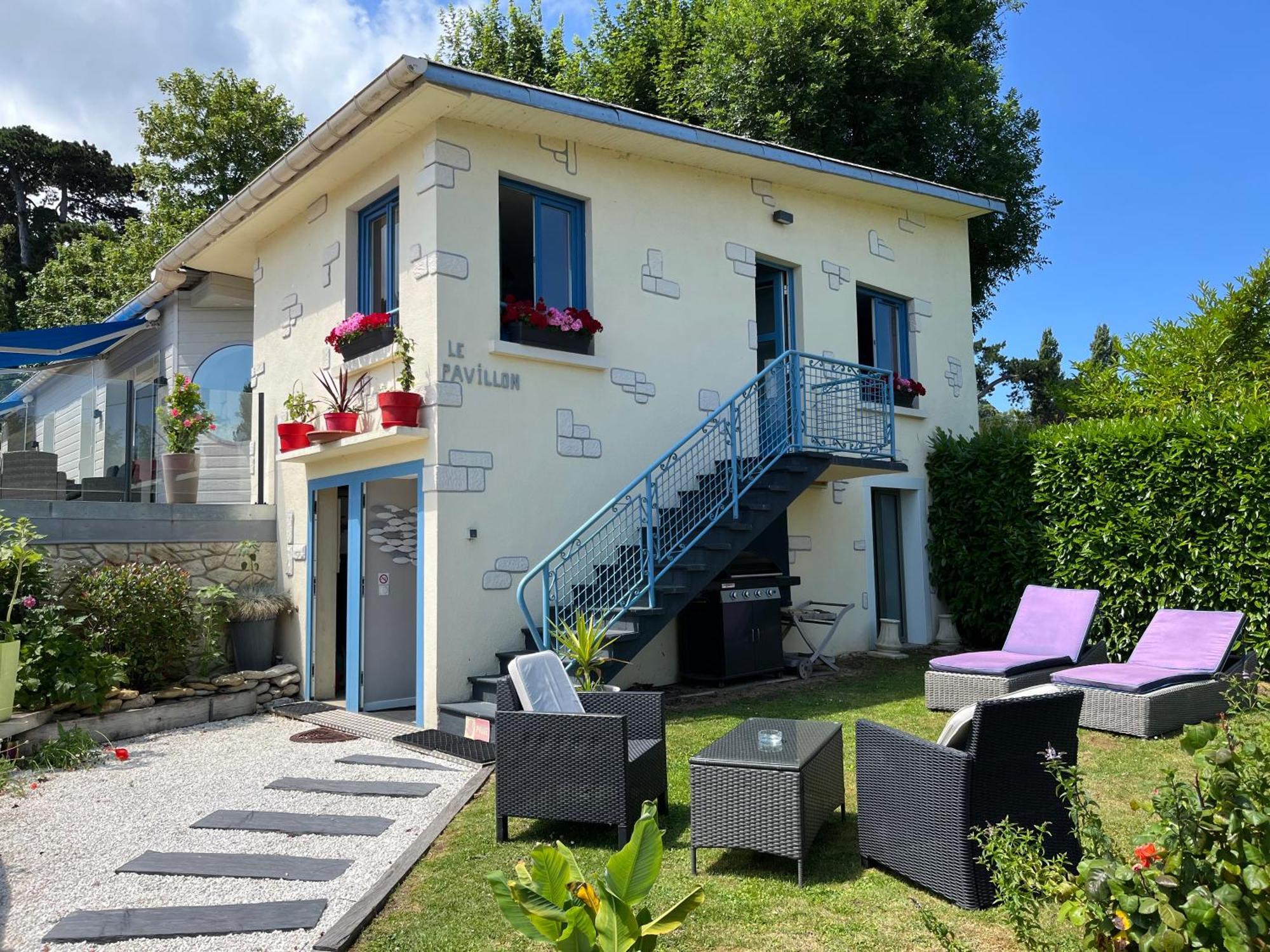 Hotel La Piscine Villers-sur-Mer Exteriér fotografie